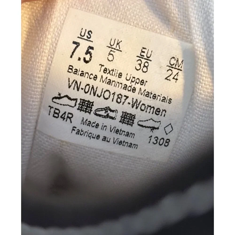 Vans Women's Black Canvas Lace-Up Sneakers Size 7.5 US Skater‎ Streetwear Retro